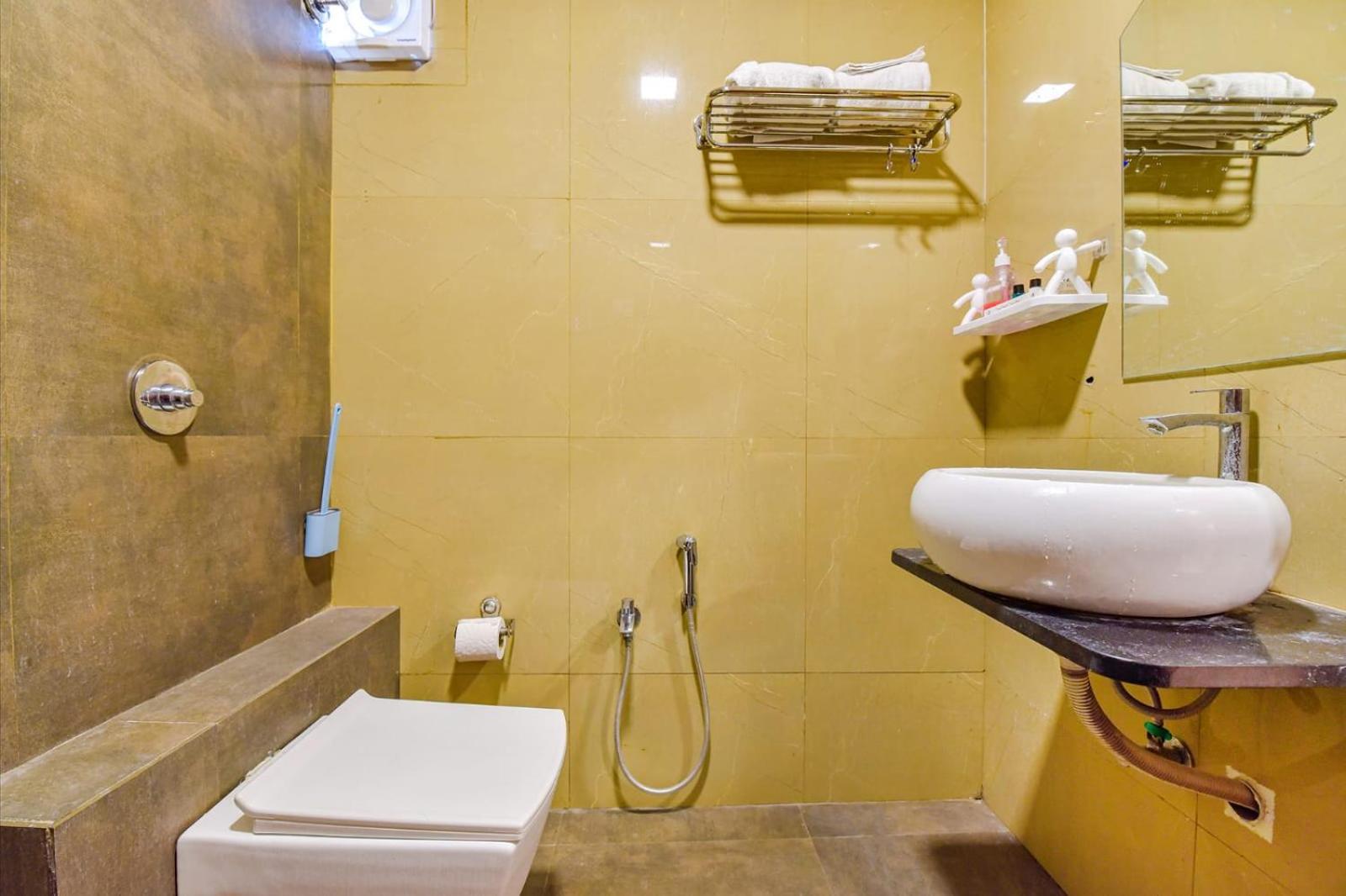 Hotel Avadh Palace, Subhash Bridge, Rto Circle, Ahmedabad Exteriör bild