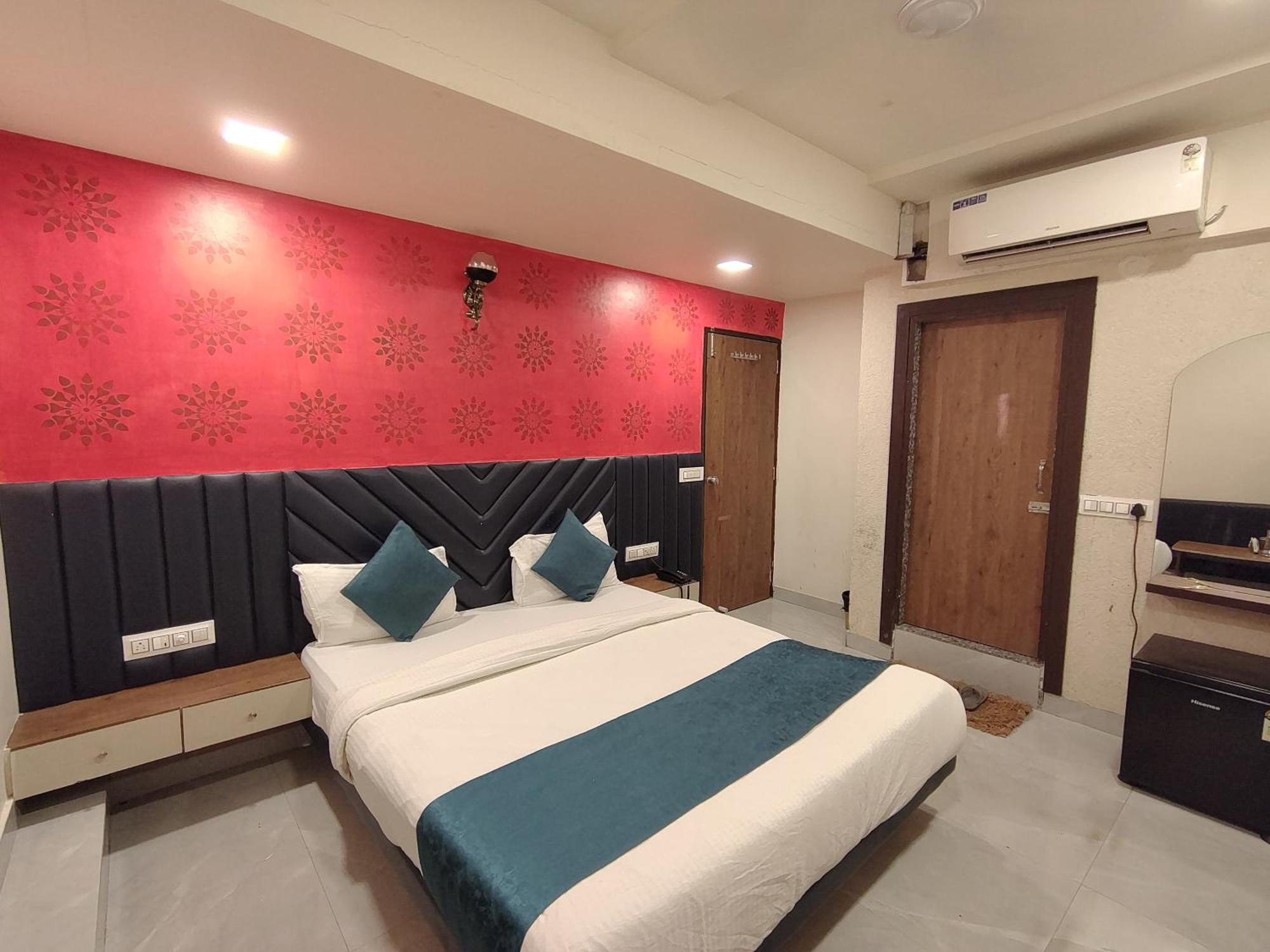 Hotel Avadh Palace, Subhash Bridge, Rto Circle, Ahmedabad Exteriör bild